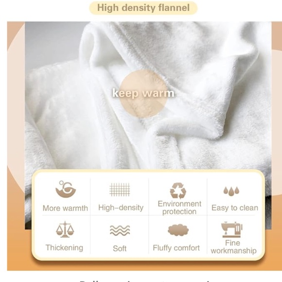 💕💕HELLO KITTY FLEECE BLANKET 60X50 - LIKE NEW💕💕 - Picture 6 of 10